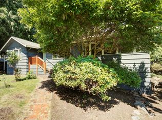 2516 NE 137th St, Seattle, WA 98125