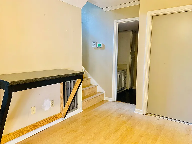 5 Heatherstone Dr — Photo 11