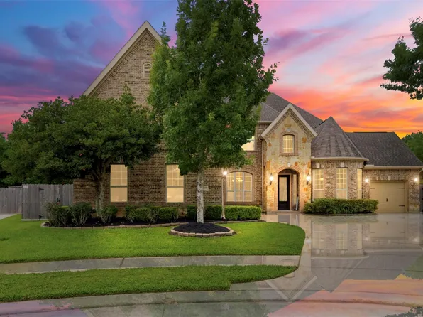 2300 Halls Creek Ct, Friendswood, TX 77546