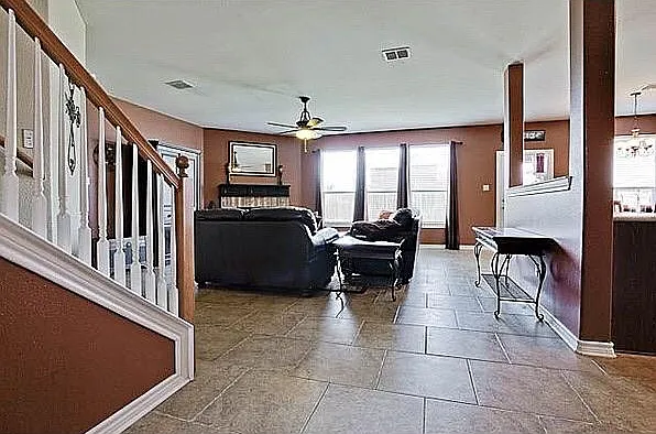 2832 Elm Fork Dr — Photo 7