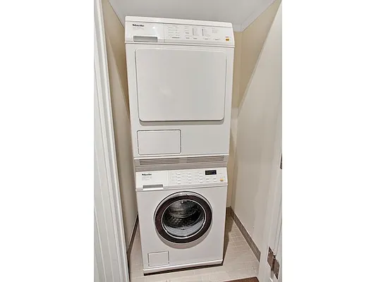 Rented by Mirador Real Estate | media 20