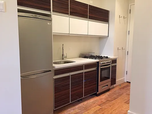 Rented by Brooklyn Vertical Inc. | media 25