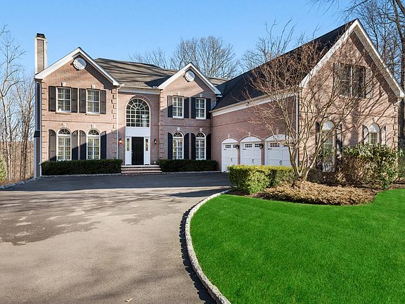 29 Greenleaf Farms Road