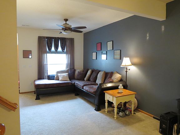 4th image of 23120 Iris Ave