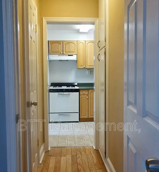 8105 Greenwood Ave #E — Photo 46