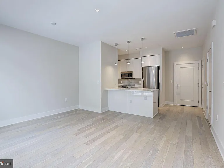 1745 N 302nd #302 — Photo 13