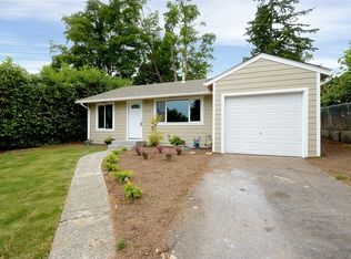 11733 Roosevelt Way NE, Seattle, WA 98125