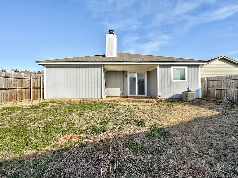 429 Belmont Dr — Photo 34