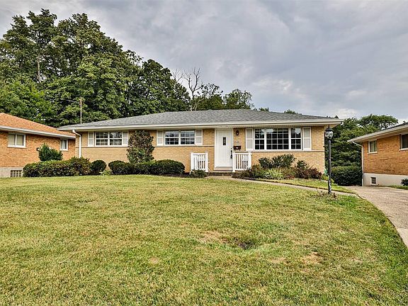 2nd image of 5490 Alomar Dr