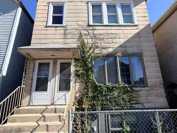 2953 S Farrell St, Chicago, IL 60608