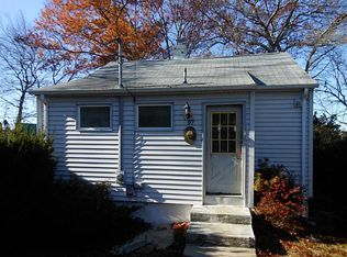 97 Mohawk St, Coventry, RI 02816