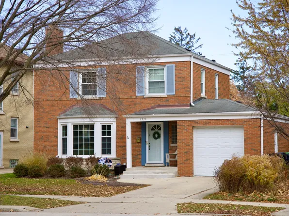 2523 Hastings Ave, Evanston, IL 60201