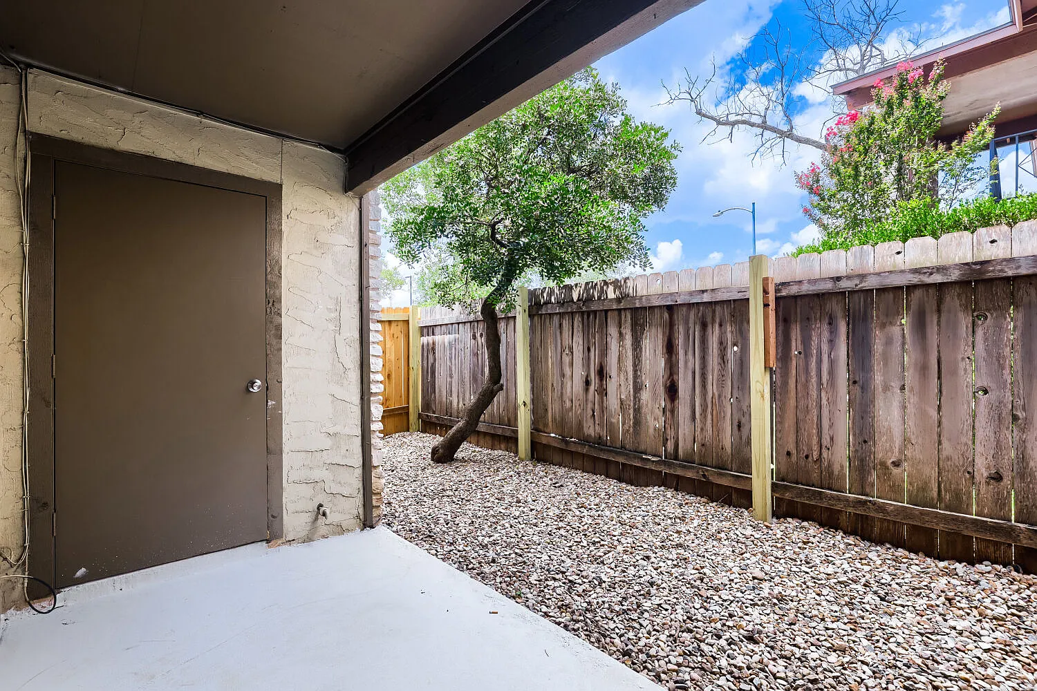 1 bed, 700 sqft, $1,149 — Photo 4