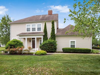 4020 Domain Dr, Columbus, OH, 43230