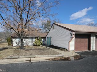 15 E Azalea Ln, Mount Laurel, NJ 08054