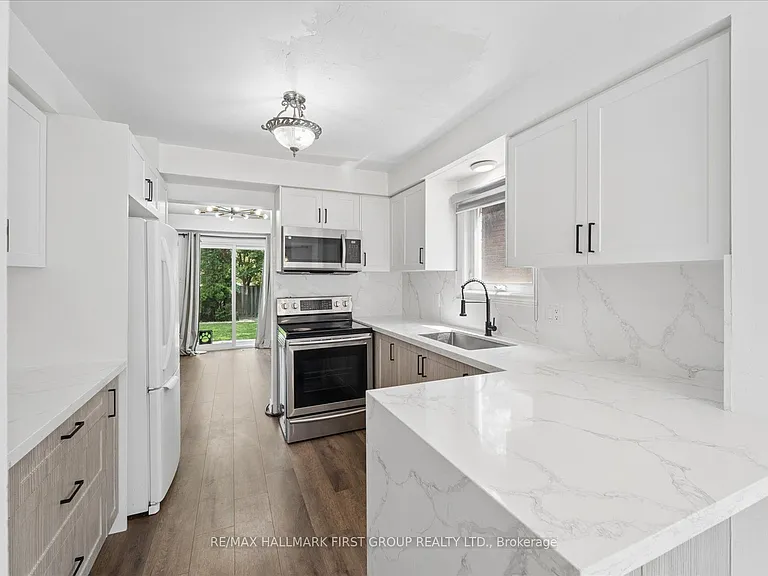 747 Stonepath Cir — Photo 7