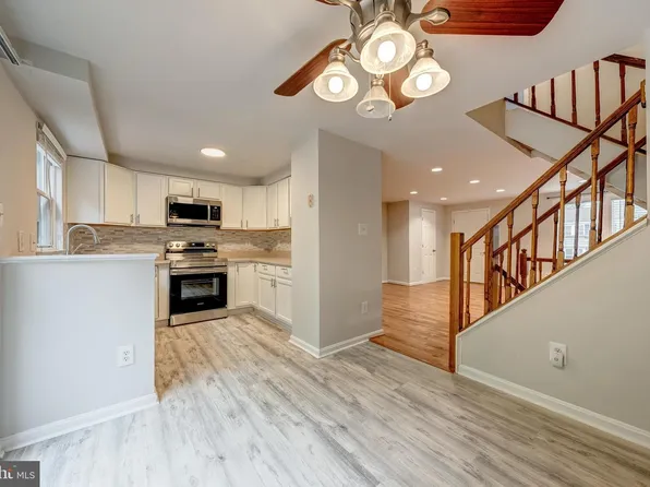 14630 Stone Crossing Ct, Centreville, VA 20120