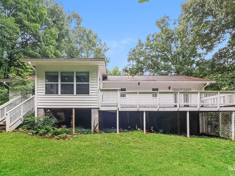 6260 Sherrian St — Photo 15