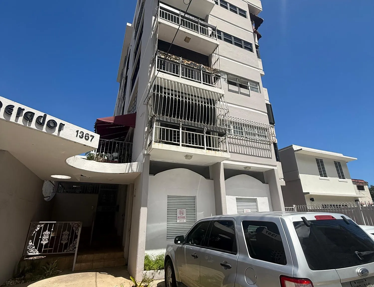 El Emperador (Condominio) — Photo 2