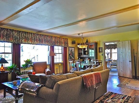 5th image of 538 N Hassayampa Dr