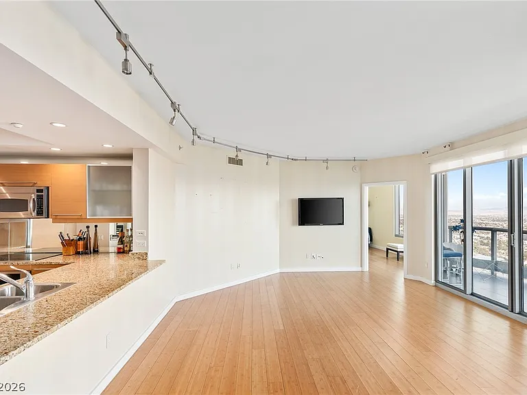 322 Karen Ave #4504 — Photo 13