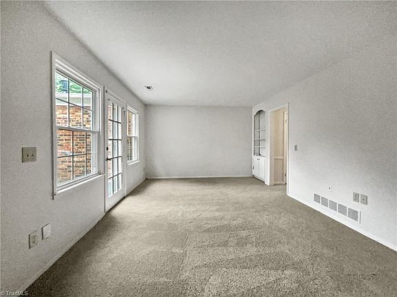 3rd image of 2517 Patriot Way Unit E