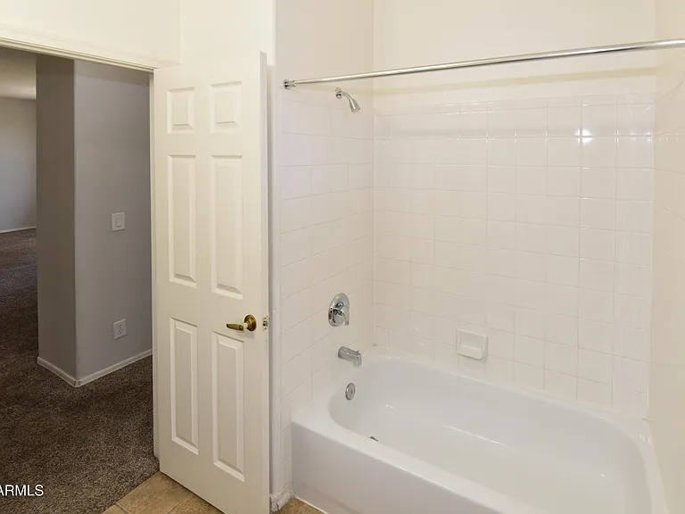 1335 E June St #213 — Photo 25