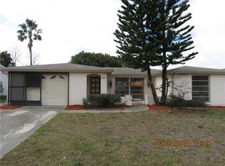 9715 Rainbow Ln, Port Richey, FL 34668