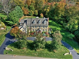 103 Old Tree Farm Ln, Trumbull, CT 06611