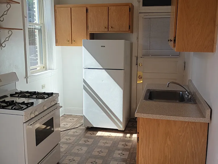 1021 S Oak Park Ave #1B — Photo 14