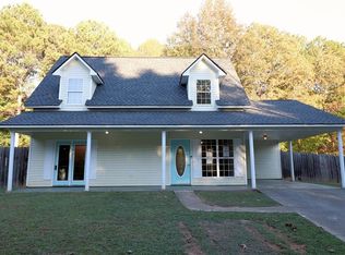 78 Cook St, Tallapoosa, GA 30176