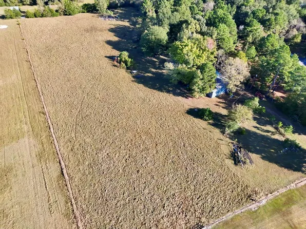 2110 An County Rd #2202, Palestine, TX 75803