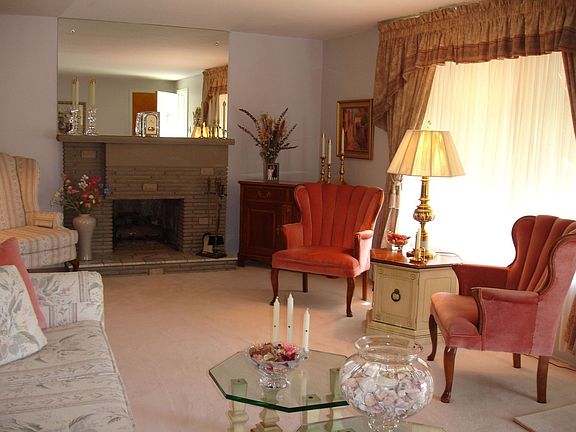 Spacious Living Room