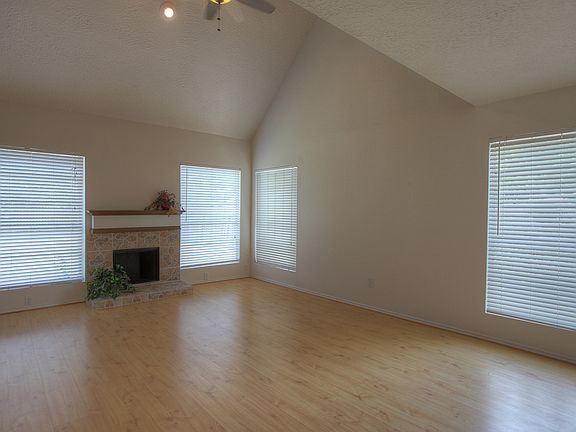 4th image of 2626 Indian Trail Dr