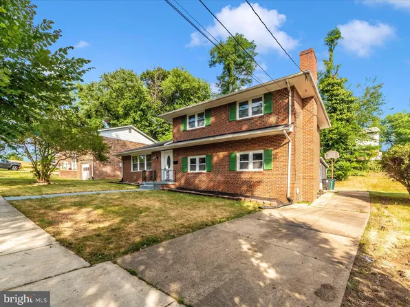 1923 Oakwood St, Temple Hills, MD 20748