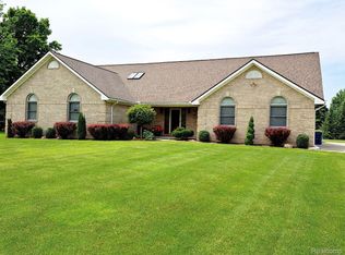 1115 Ripley Rd, Linden, MI 48451