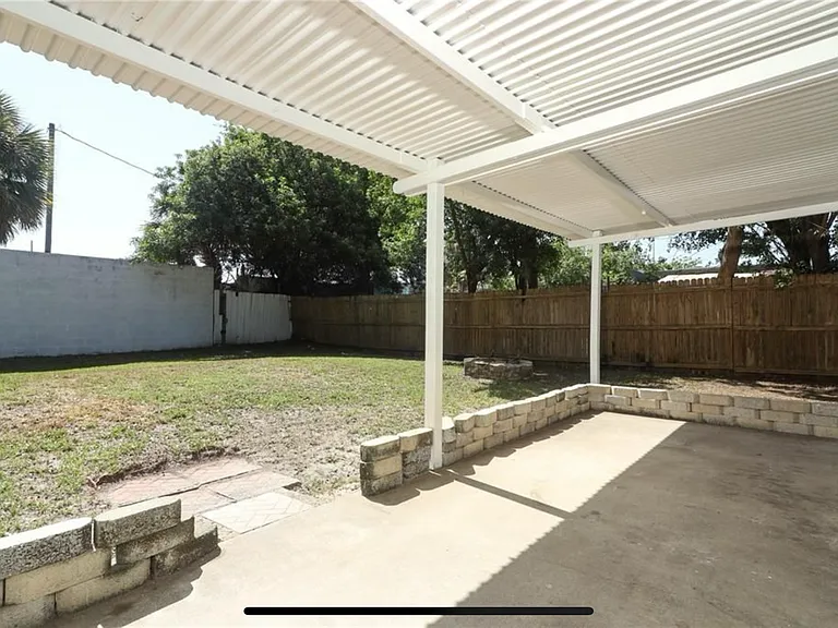 707 N Solandra Dr — Photo 24
