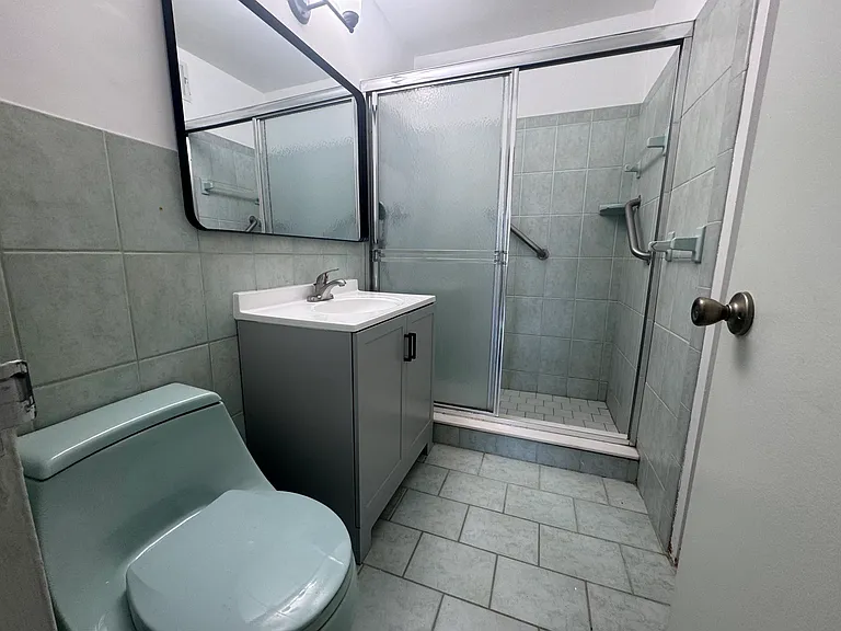 2100 Linwood Ave #11T — Photo 6