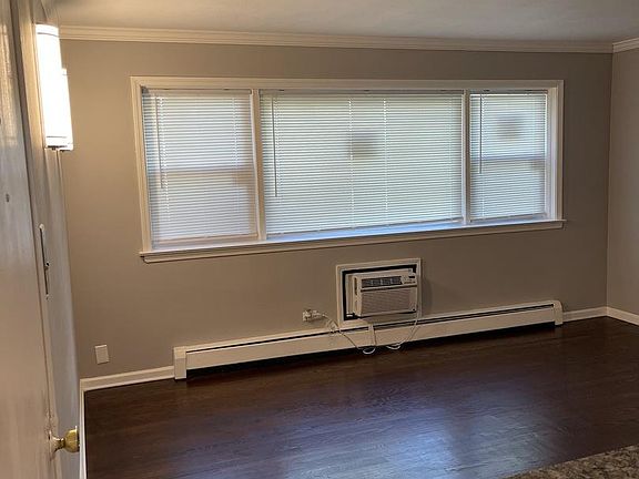 3rd image of 342 Beach Ave APT 1C
