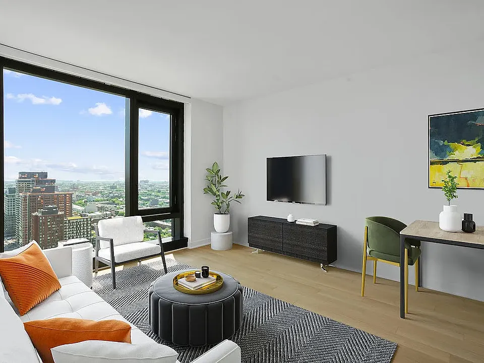 18 6th Ave #4007