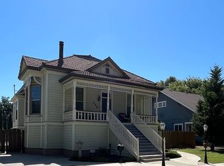 136 N Merrill Ave, Willows, CA 95988