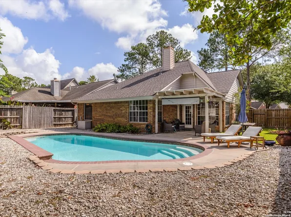 14530 Fair Knoll Way, Houston, TX 77062