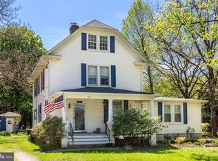 17 Belle View Ave, Glyndon, MD 21071