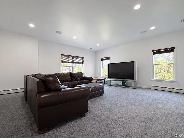 12 Fortune Way — Photo 10