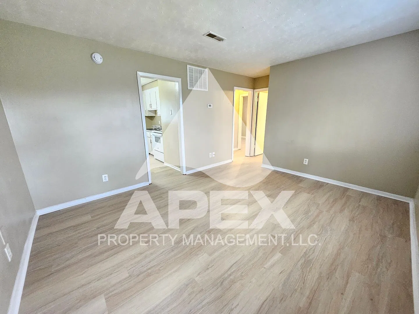 Springdale Apartments — Photo 3