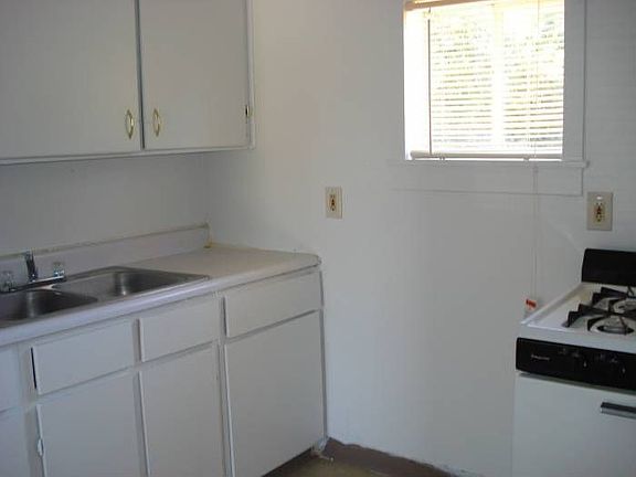 New Kitchen Cabinetry
