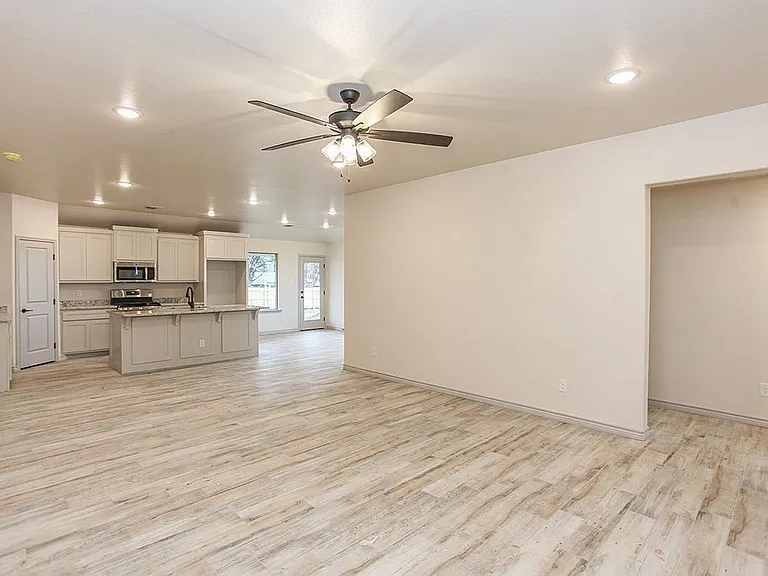 2516 S County Road 1103 #2516 — Photo 2