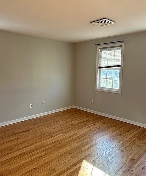 180 Blueberry Ln — Photo 1