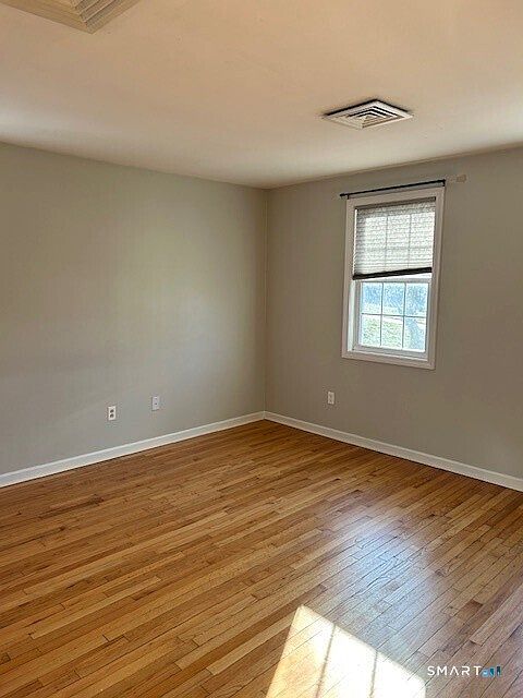 1st image of 180 Blueberry Ln