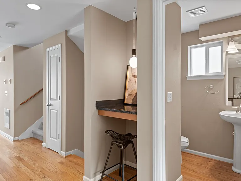10134 Holman Rd NW #B — Photo 10
